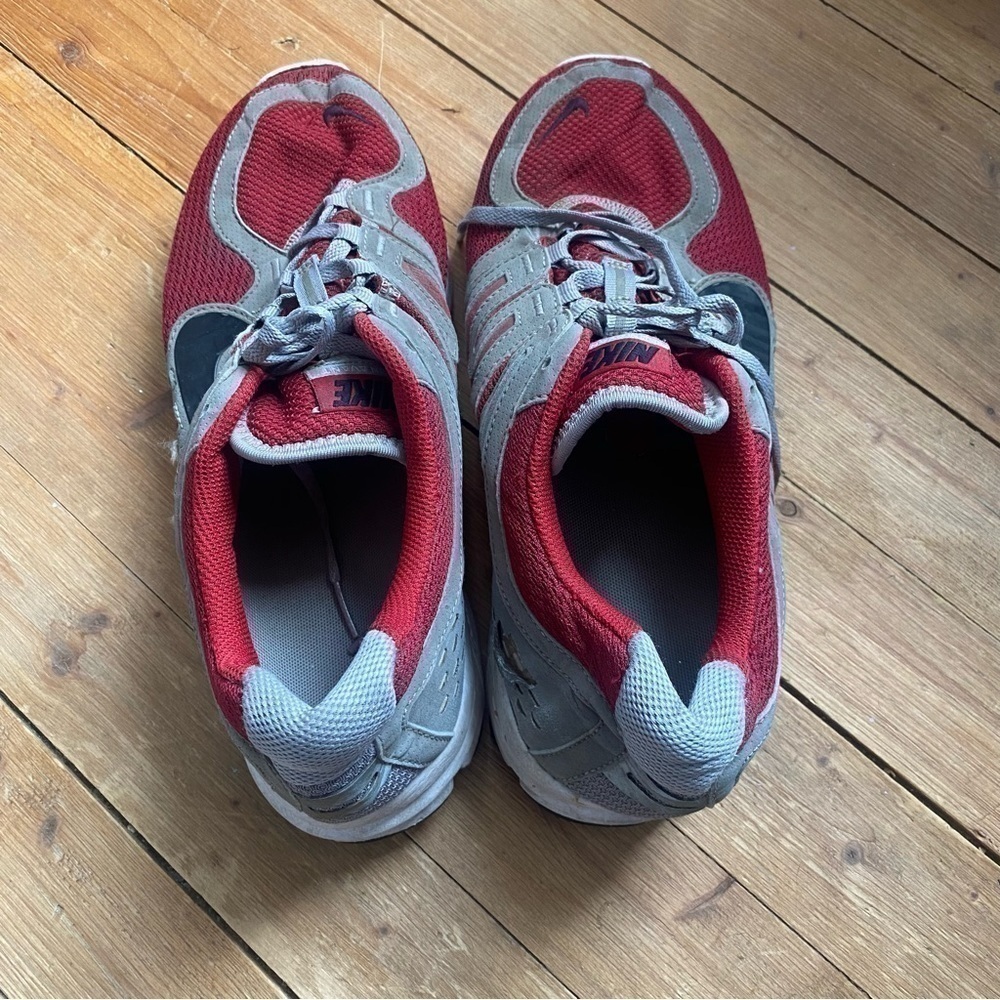 Nike Red Womens LunarLite Running Shoe Sneaker Sz 9.5 - Picture 2 of 6